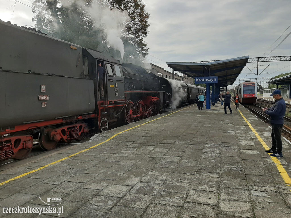 Pociąg retro na krotoszyńskim dworcu