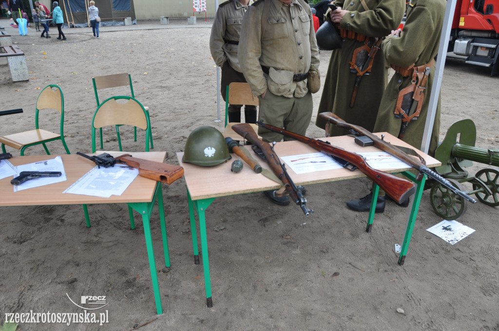 Piknik wojskowy w krotoszyńskiej czwórce