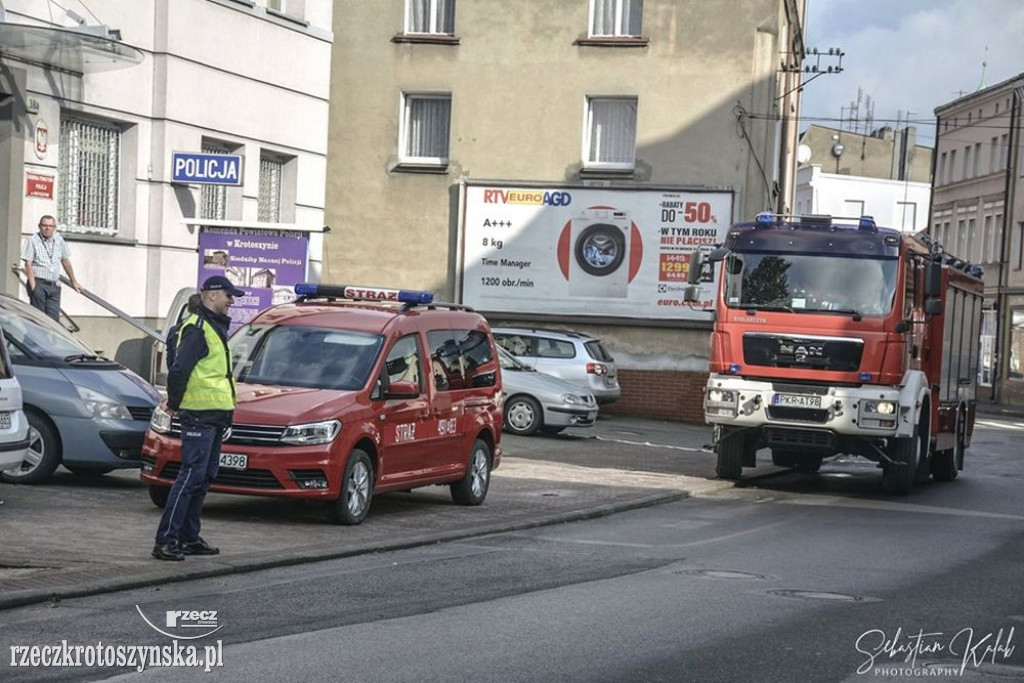 Ewakuacja komendy policji