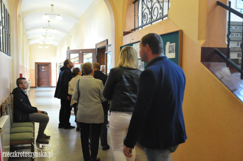 Wybory do Sejmu i Senatu. Mieszkańcy Krotoszyna głosują