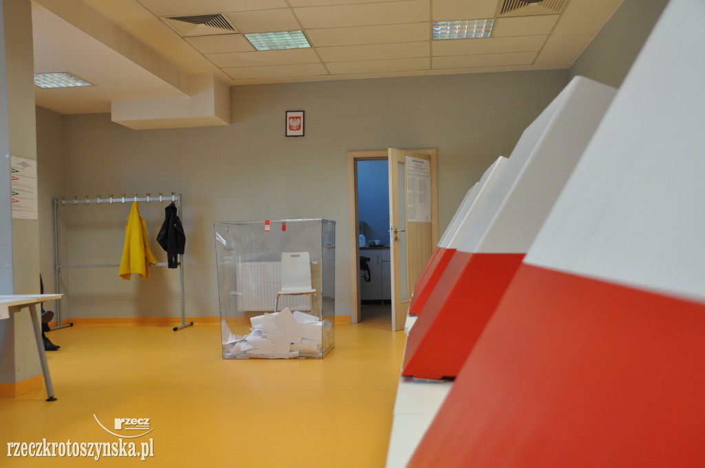 Wybory do Sejmu i Senatu. Mieszkańcy Krotoszyna głosują