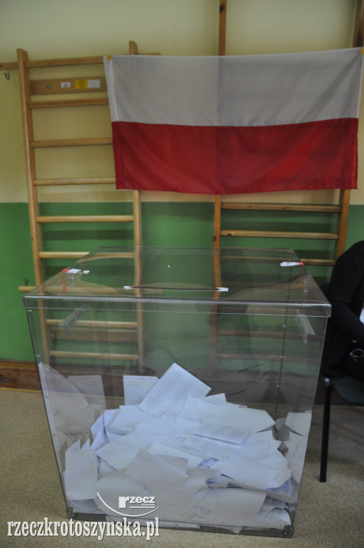 Wybory do Sejmu i Senatu. Mieszkańcy Krotoszyna głosują