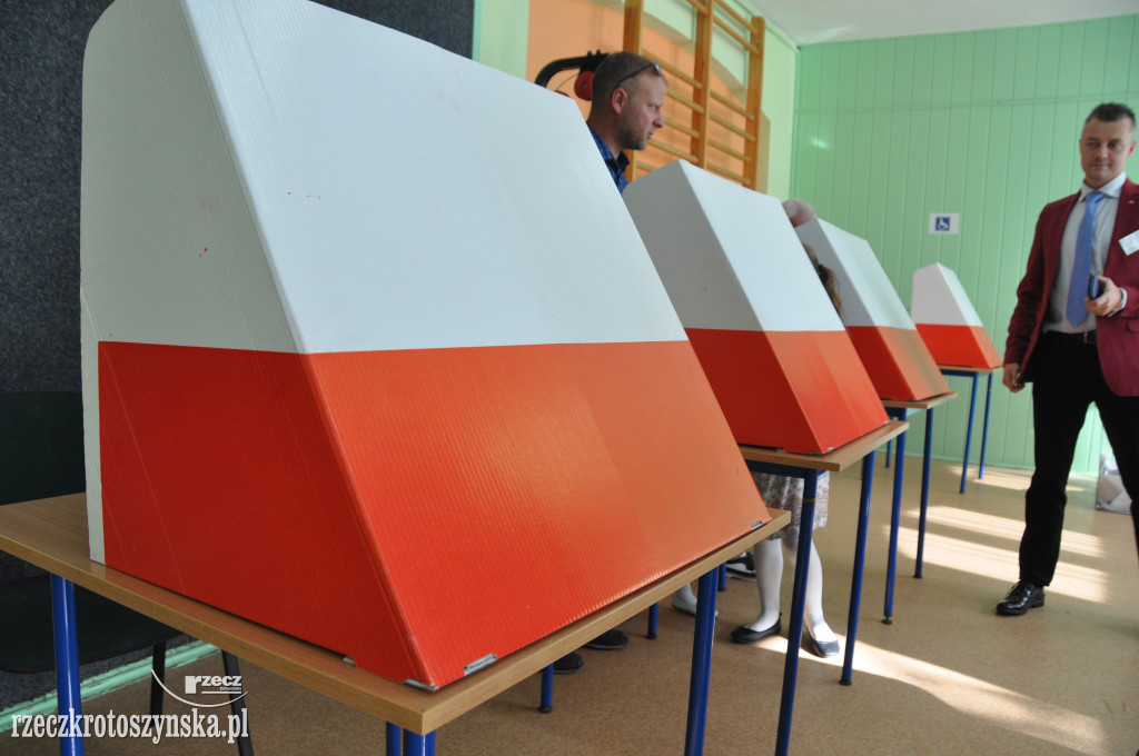 Wybory do Sejmu i Senatu. Mieszkańcy Krotoszyna głosują