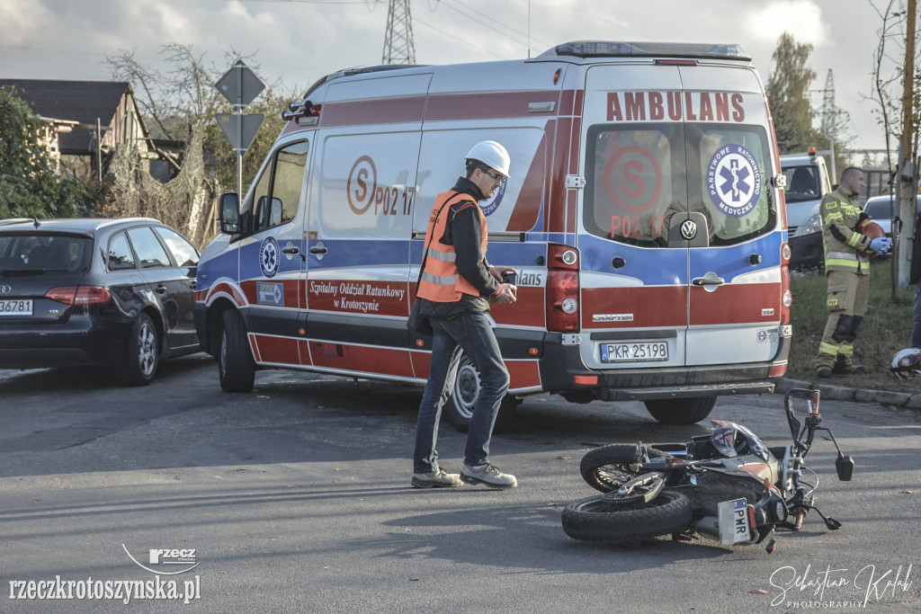 Auto uderzyło w motocykl