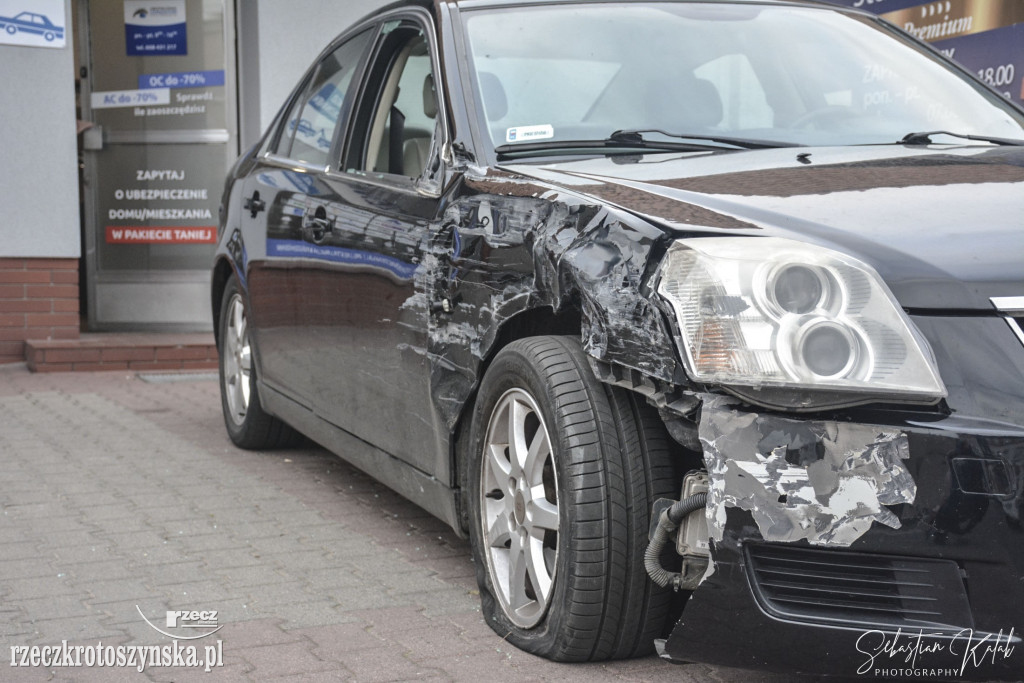 Citroen uderzył w motorowerzystę