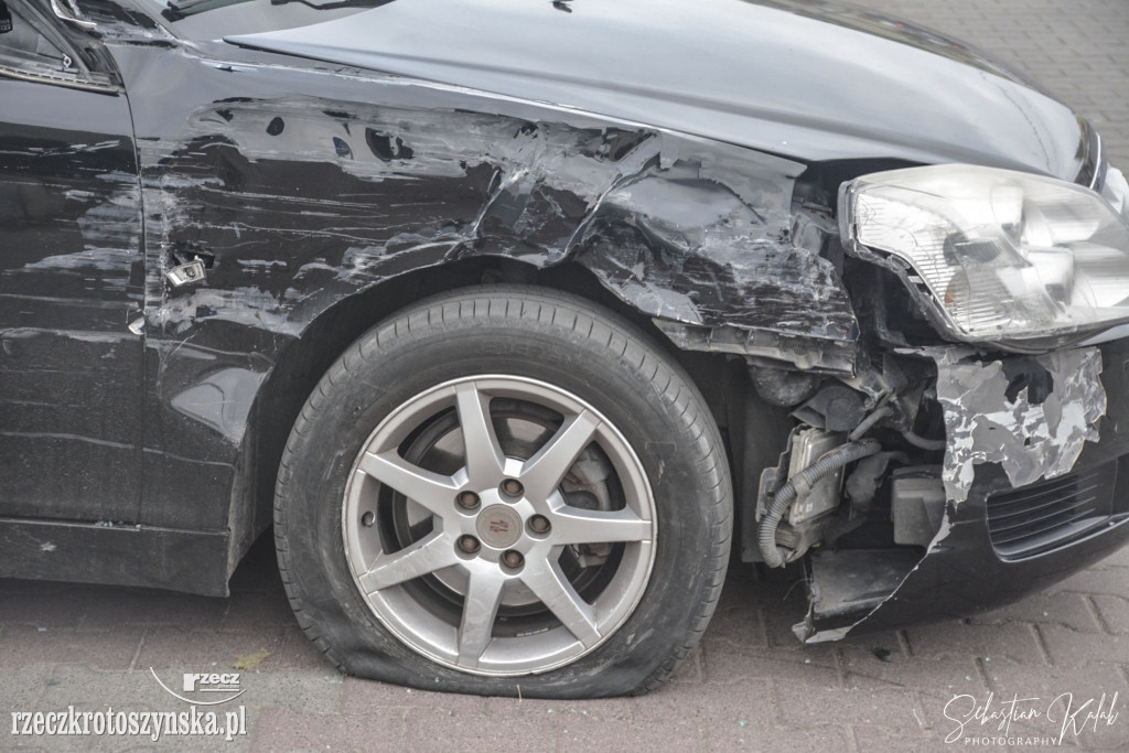 Citroen uderzył w motorowerzystę
