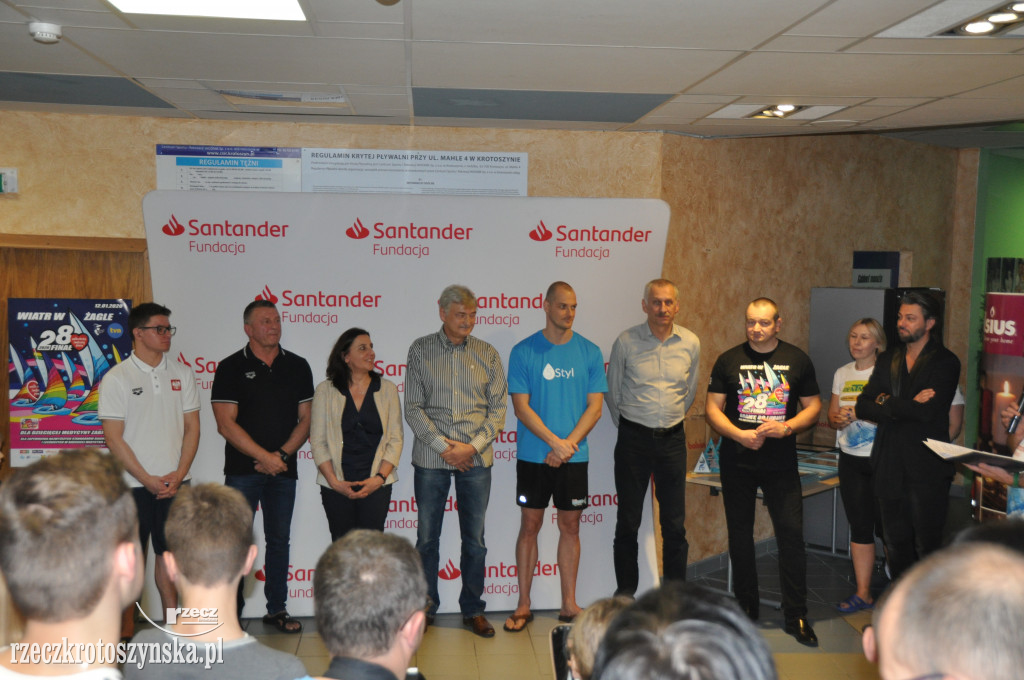 24-godzinny maraton pływacki łączący pokolenia