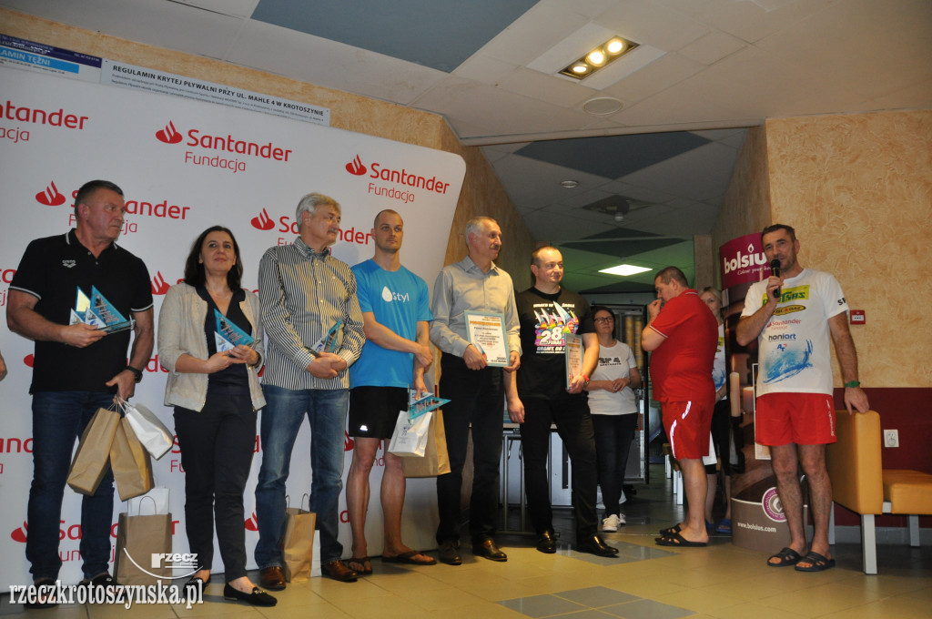 24-godzinny maraton pływacki łączący pokolenia