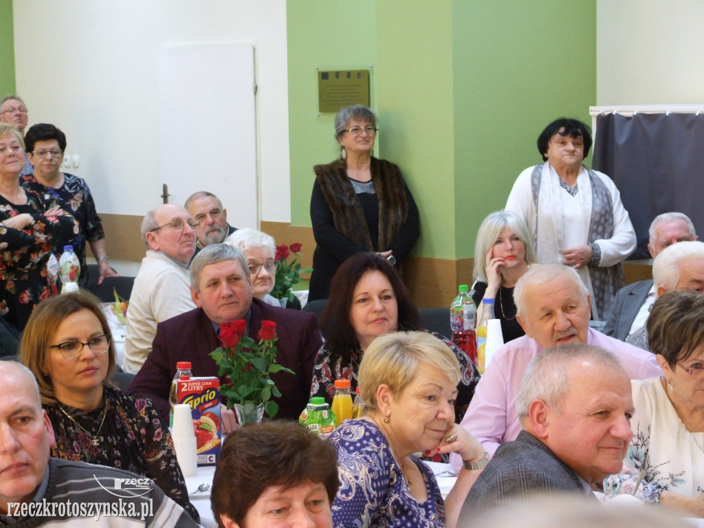 Smerfusie wystąpiły dla babć i dziadków