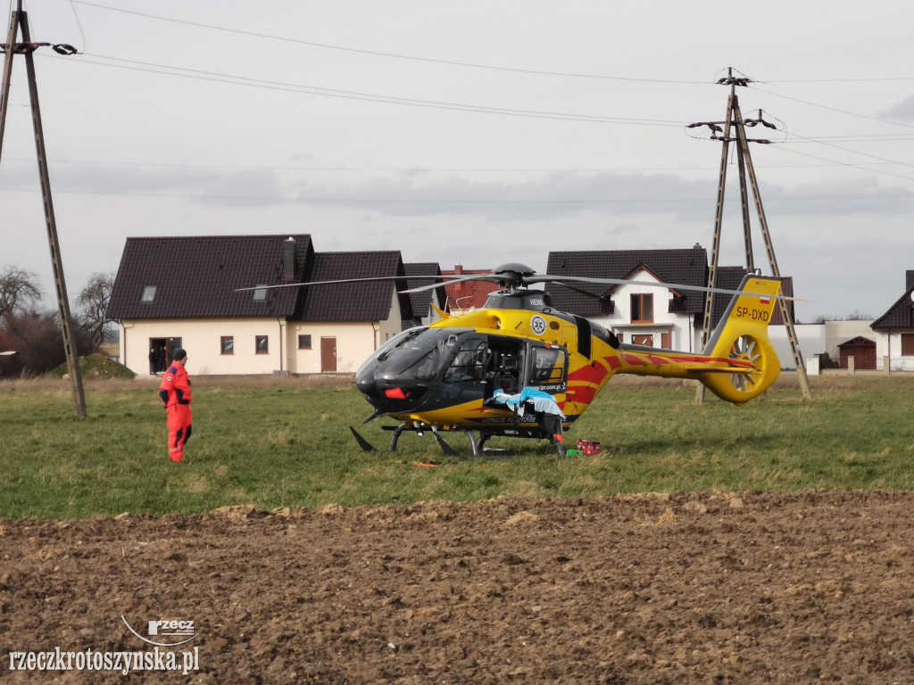 ROZDRAŻEW. Zderzenie 3 pojazdów. Interwencja śmigłowca LPR