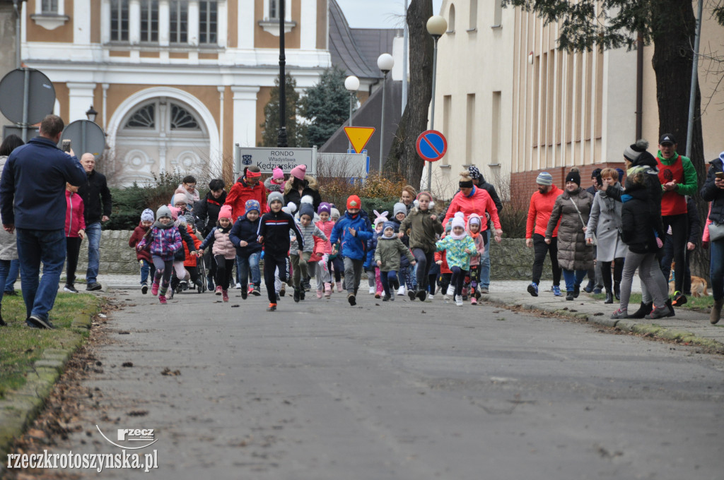 Biegali dla chorej Madzi