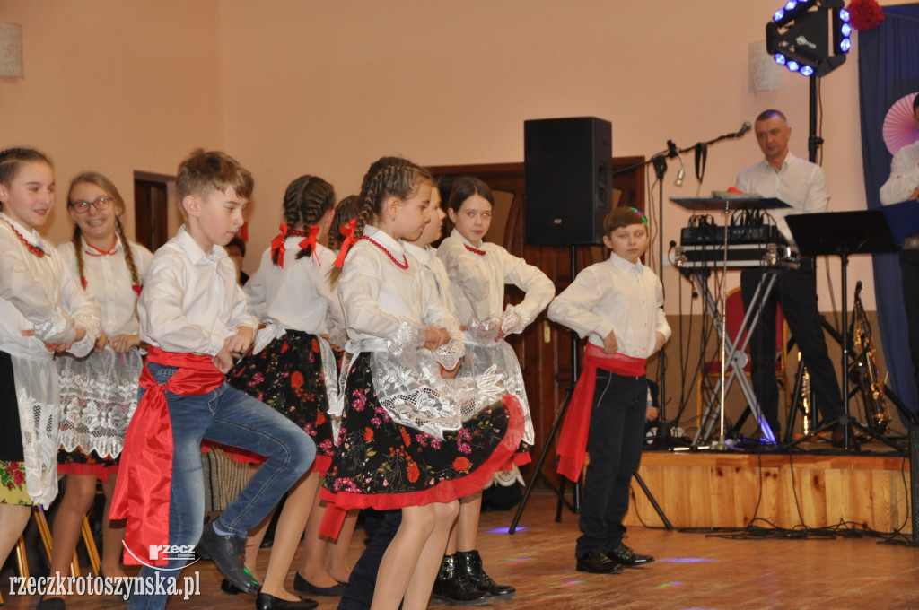 NOWA WIEŚ. Jubileusz 70-lecia Koła Gospodyń Wiejskich