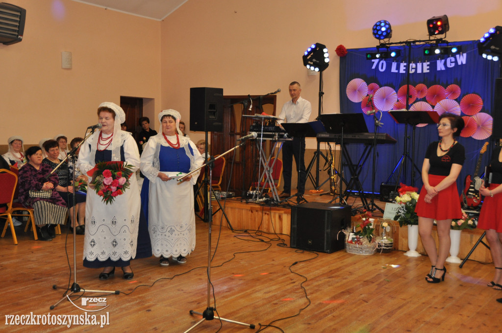 NOWA WIEŚ. Jubileusz 70-lecia Koła Gospodyń Wiejskich