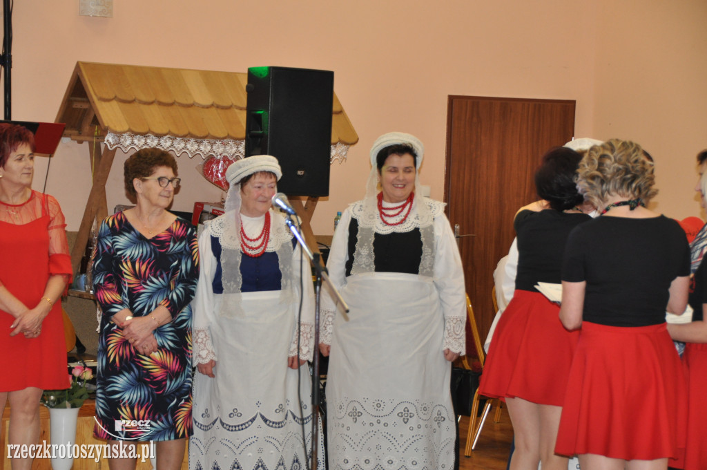 NOWA WIEŚ. Jubileusz 70-lecia Koła Gospodyń Wiejskich