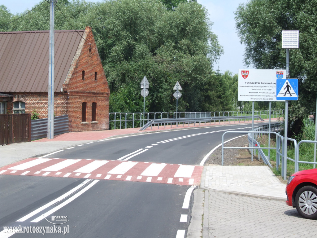 Uroczyste otwarcie drogi w Benicach