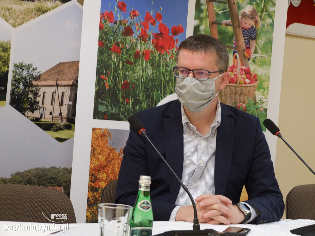 Pół miliona dotacji na kanalizację i wodociąg w gminie Zduny