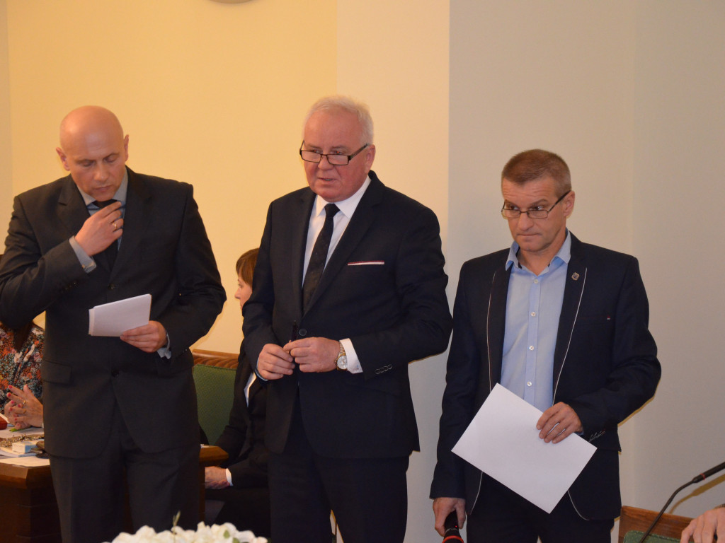 Anna Sikora przewodnicząca krotoszyńskiej rady. Kierzek przepadł
