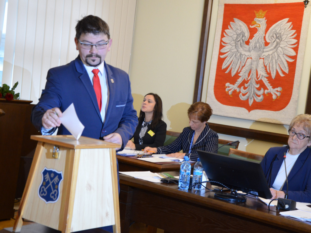 Anna Sikora przewodnicząca krotoszyńskiej rady. Kierzek przepadł