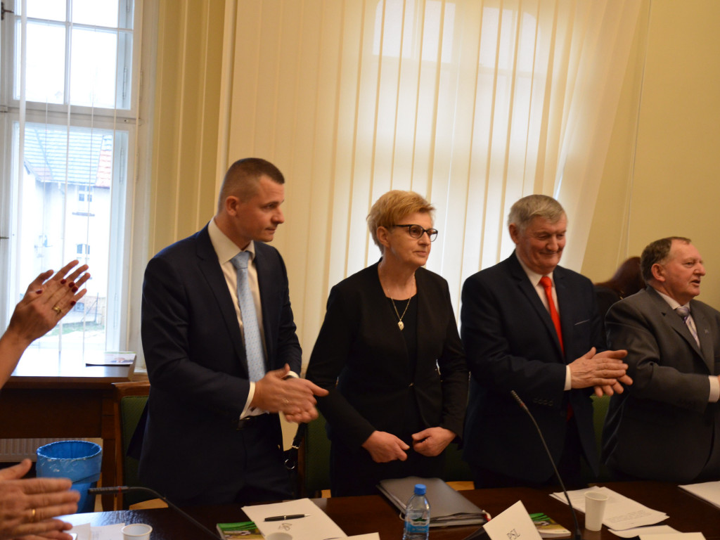 Anna Sikora przewodnicząca krotoszyńskiej rady. Kierzek przepadł