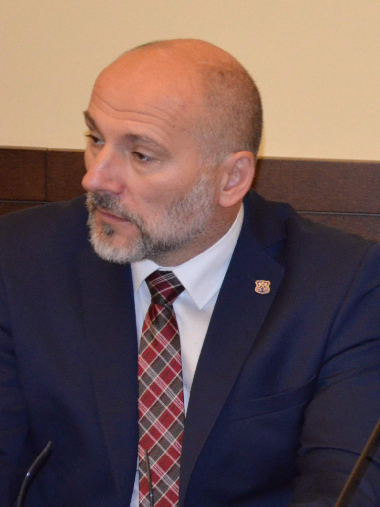Straż miejska kontroluje tylko domy, nie może zakładów