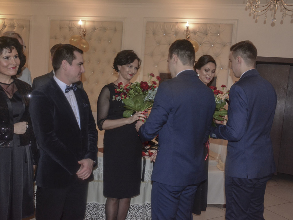 URODA I CZAR. Studniówkowy bal trójki