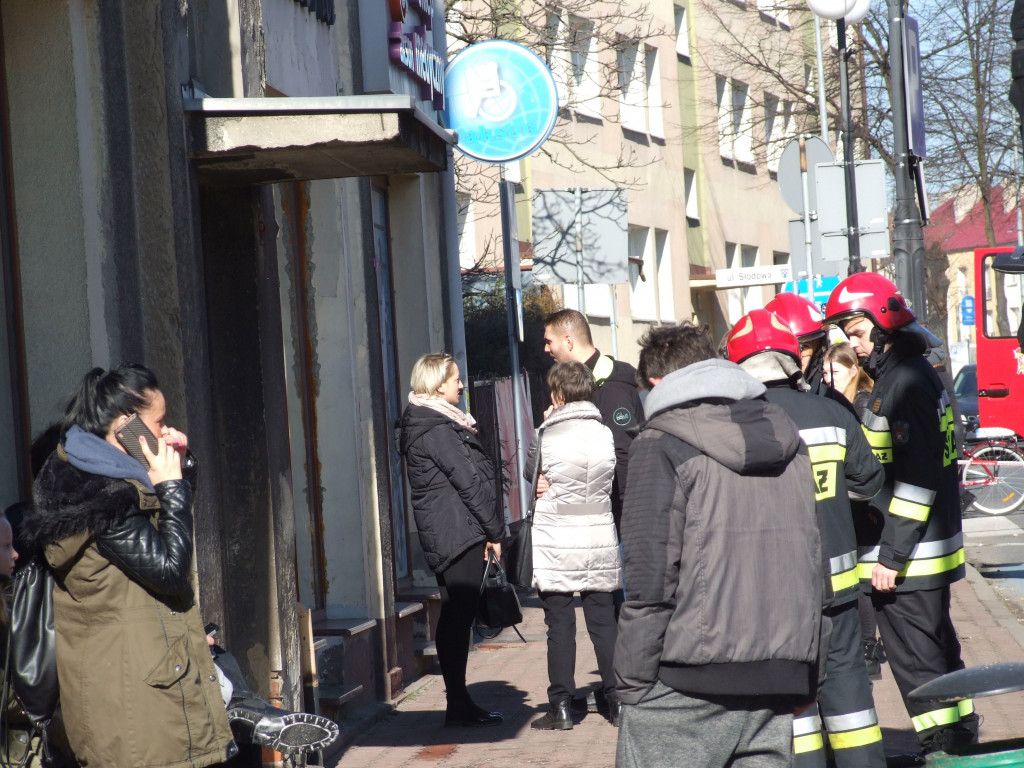 Pożar kamienicy. Sprawcą 13-latek, który podpalił kruchtę kościoła. Czy nie ma na to rady? (ZDJĘCIA)