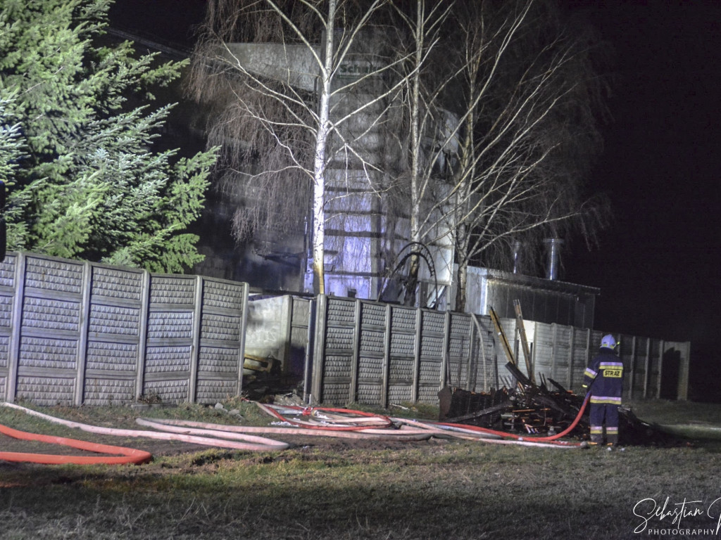 Nocny pożar w stolarni pod Krotoszynem