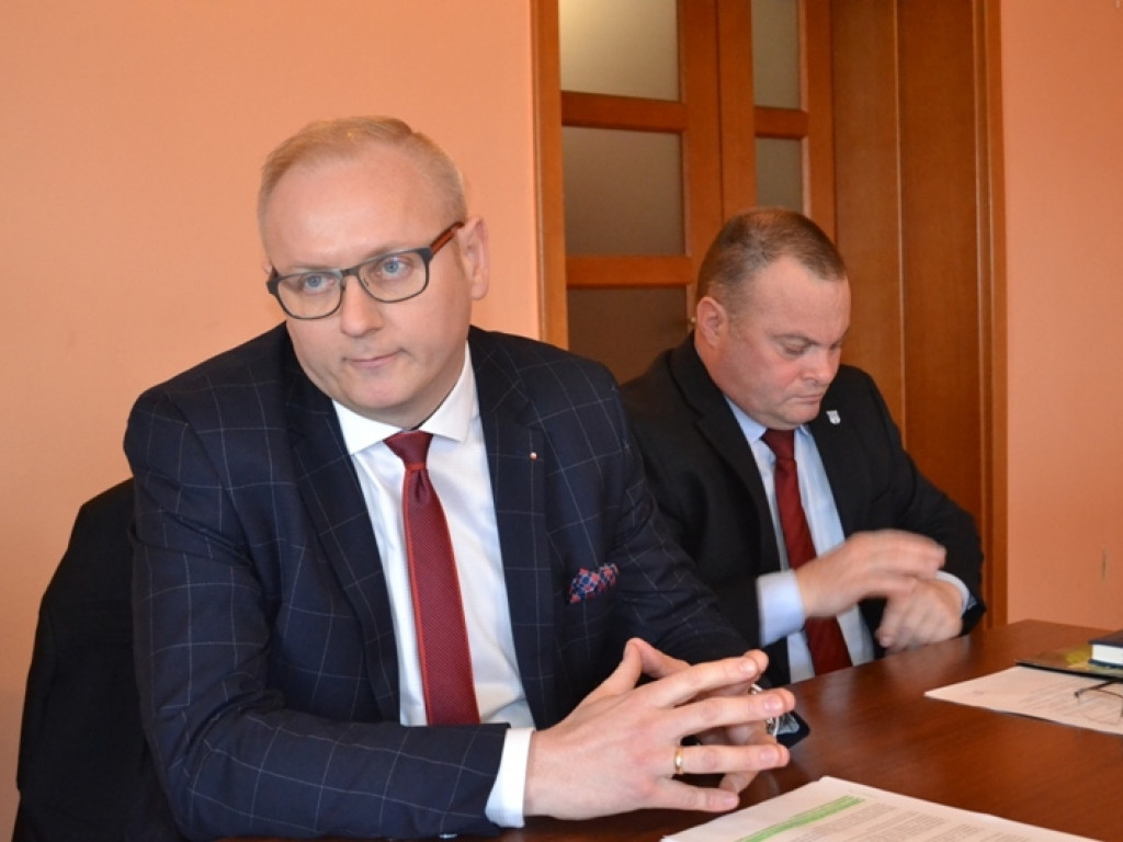Nowy wóz dla OSP Sulmierzyce? Pomoc oferuje senator Mikołajaczyk