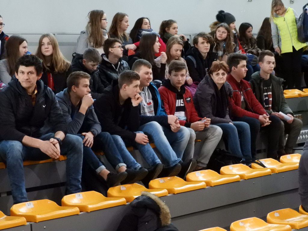 Targi na błysk. Młodzi wybierali swoją przyszłość