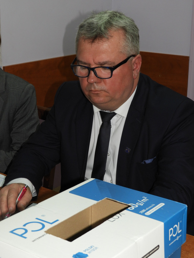 KROTOSZYN. Kolejna kadencja Janusza Pierunka W RO nr 9 (ZDJĘCIA)