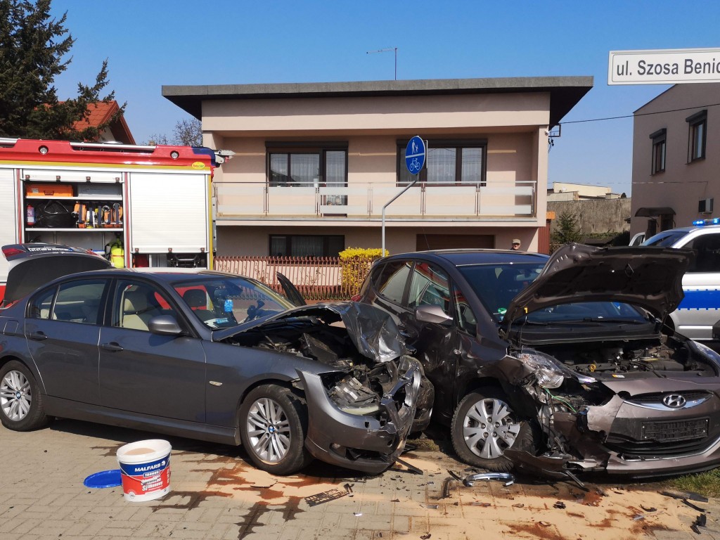 Wypadek na Szosie Benickiej. Jedna osoba w szpitalu