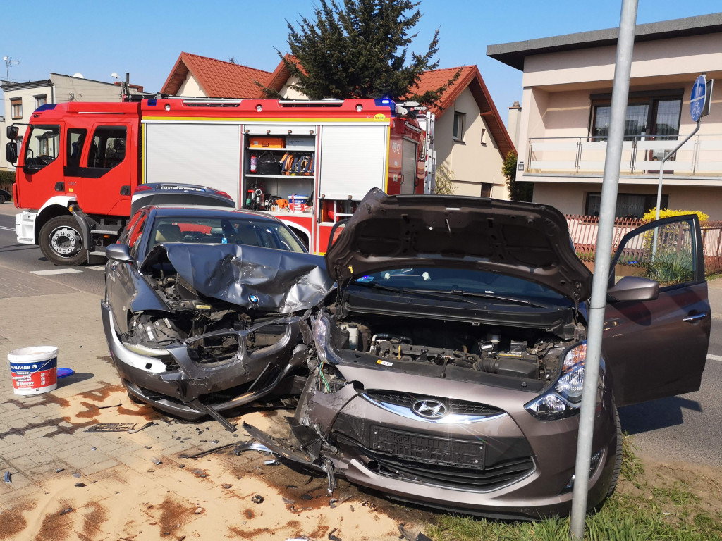 Wypadek na Szosie Benickiej. Jedna osoba w szpitalu