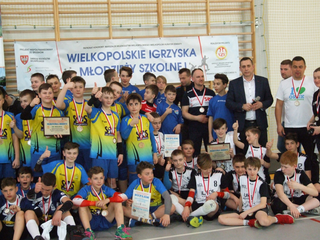 SP8 wicemistrzem Wielkopolski w minisiatkówce! Siódemka trzecia