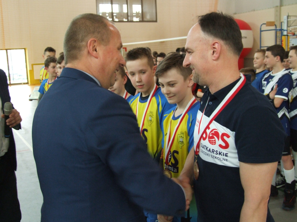 SP8 wicemistrzem Wielkopolski w minisiatkówce! Siódemka trzecia
