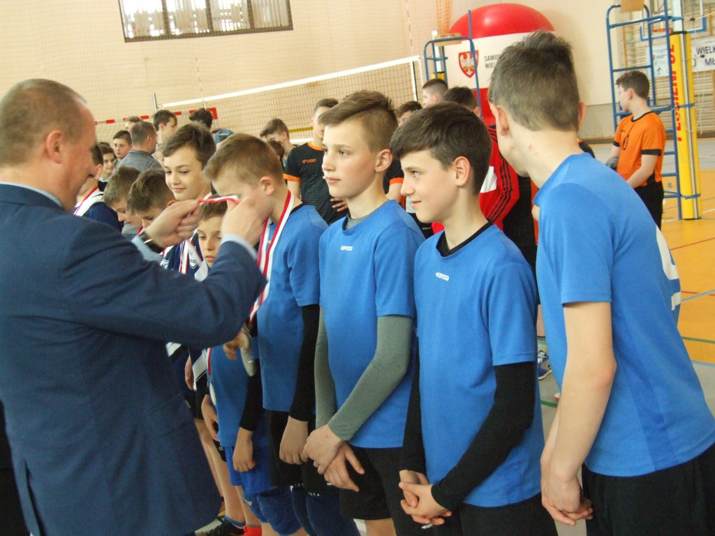 SP8 wicemistrzem Wielkopolski w minisiatkówce! Siódemka trzecia