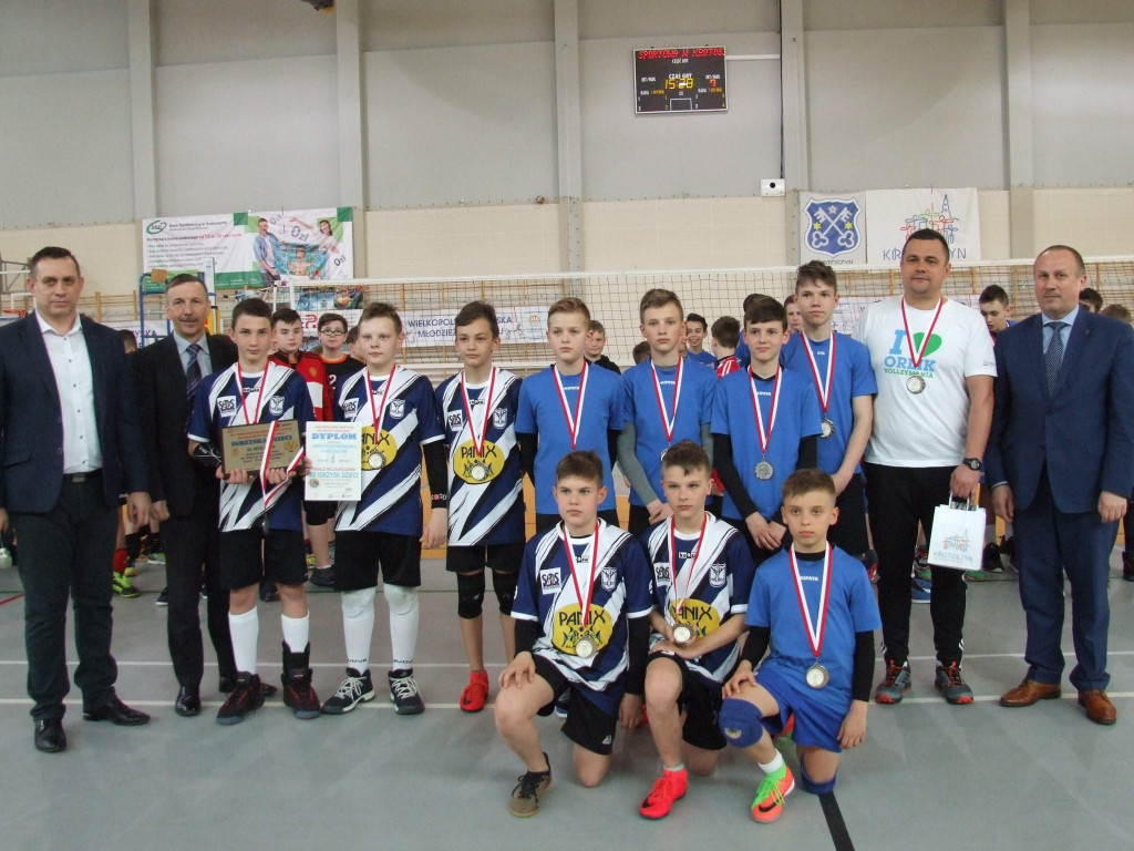 SP8 wicemistrzem Wielkopolski w minisiatkówce! Siódemka trzecia