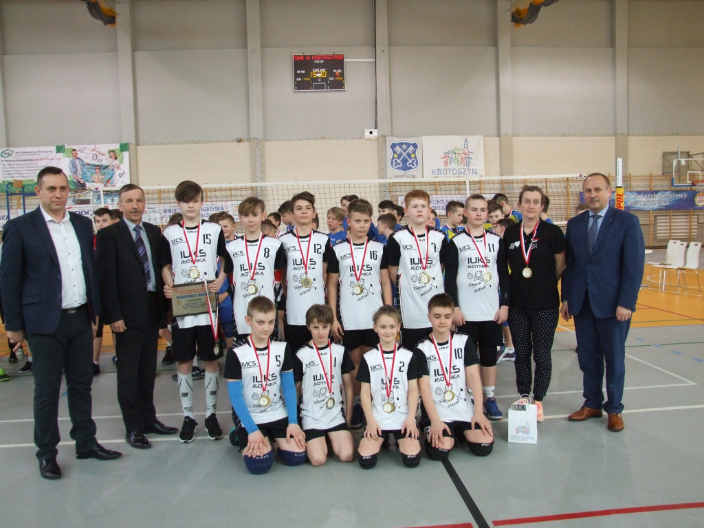 SP8 wicemistrzem Wielkopolski w minisiatkówce! Siódemka trzecia