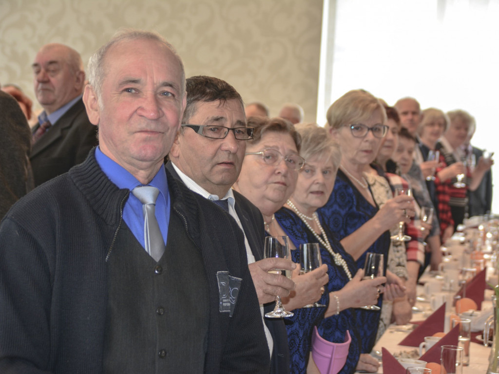 Spotkanie z okazji dnia inwalidy. Zawiązały się nowe znajomości (ZDJĘCIA)