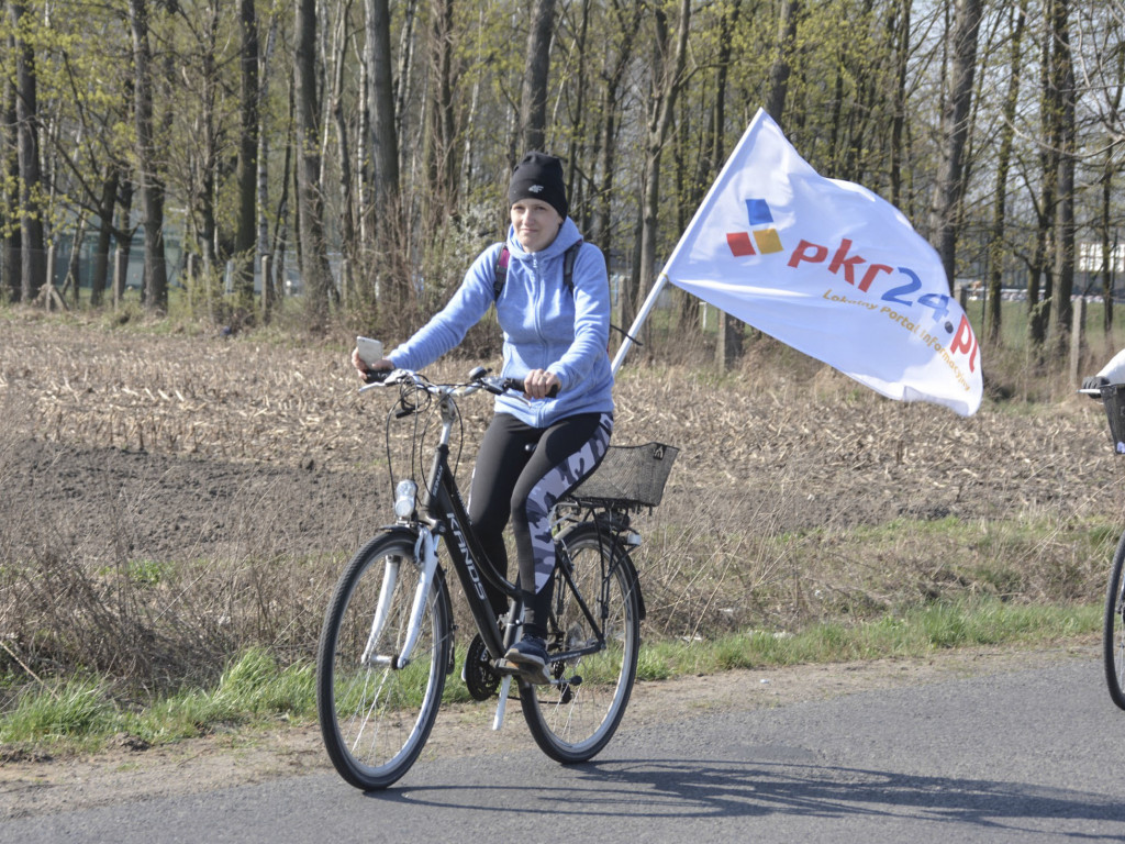 Rowerowa wyprawa z UTW (ZDJĘCIA)