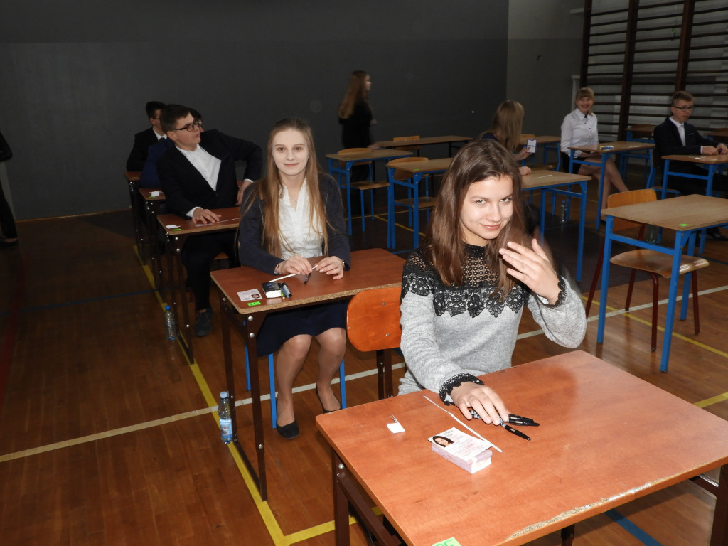Rozpoczęły się egzaminy gimnazjalne (ZDJĘCIA)