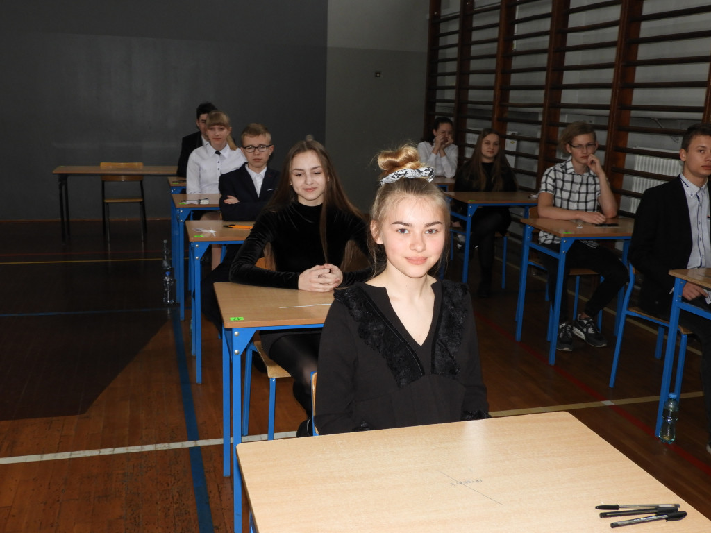 Rozpoczęły się egzaminy gimnazjalne (ZDJĘCIA)
