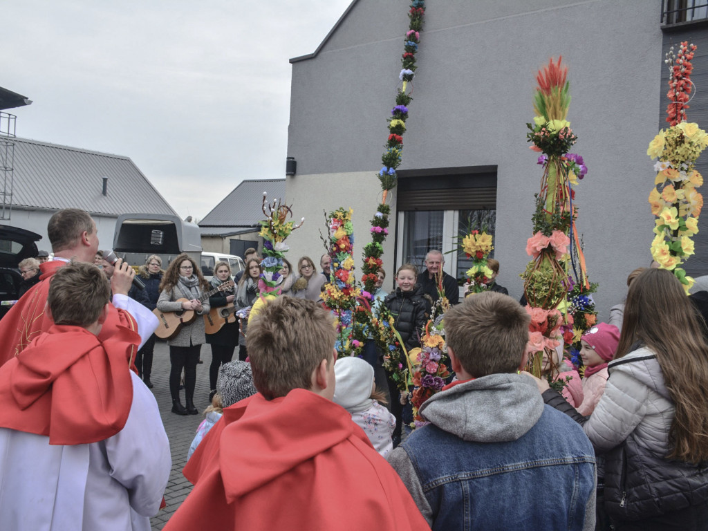 Korowód wielkanocny w Benicach (ZDJĘCIA)