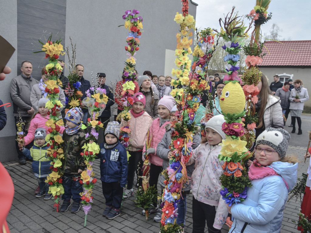 Korowód wielkanocny w Benicach (ZDJĘCIA)