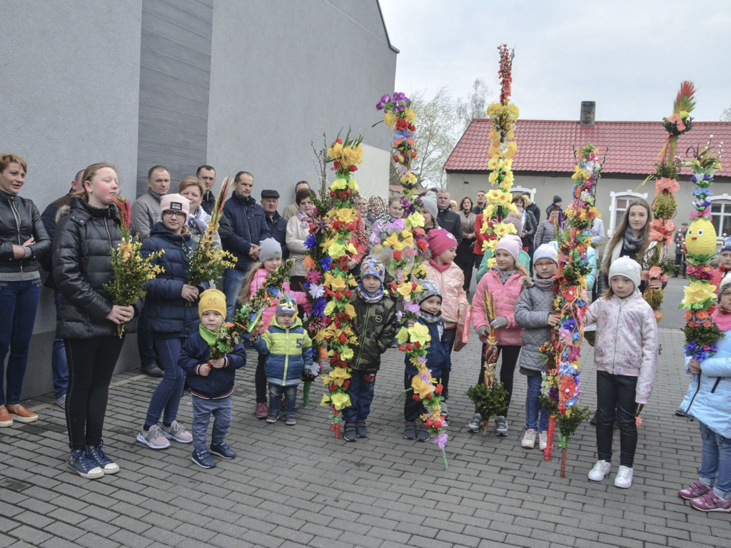 Korowód wielkanocny w Benicach (ZDJĘCIA)