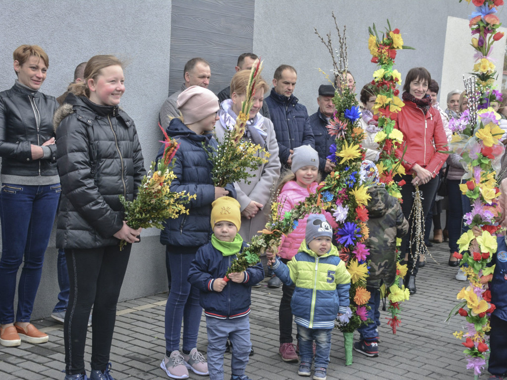 Korowód wielkanocny w Benicach (ZDJĘCIA)