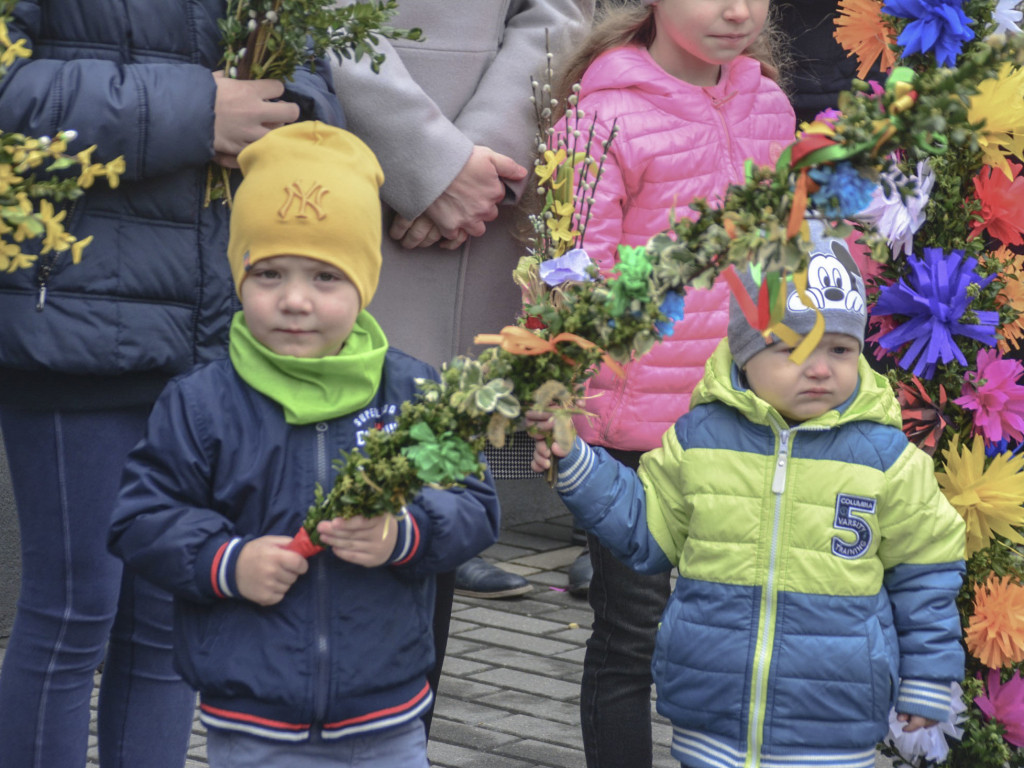 Korowód wielkanocny w Benicach (ZDJĘCIA)