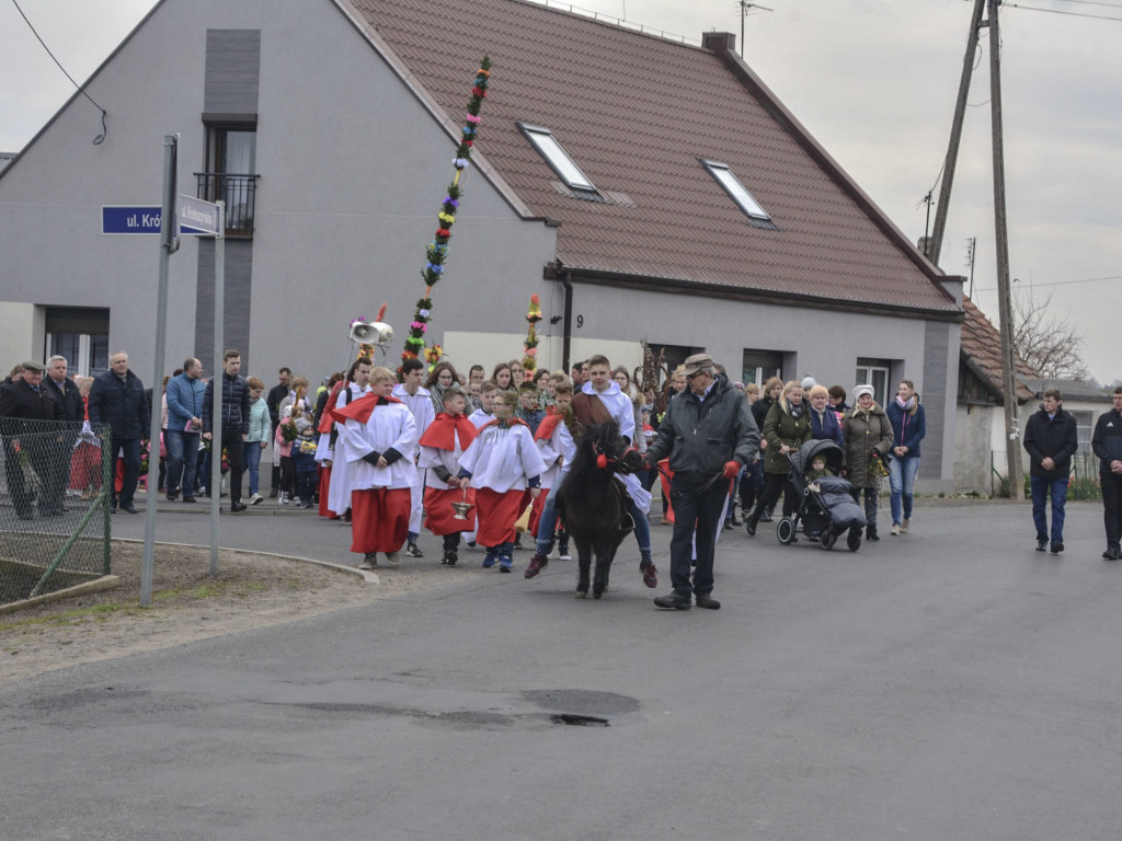 Korowód wielkanocny w Benicach (ZDJĘCIA)