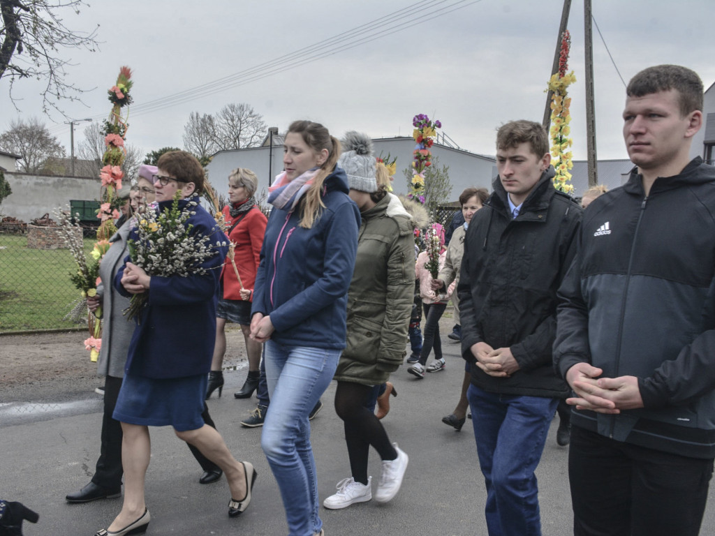 Korowód wielkanocny w Benicach (ZDJĘCIA)