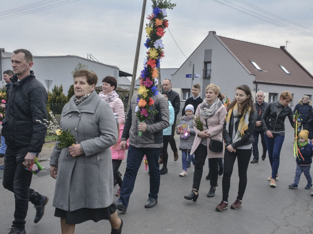 Korowód wielkanocny w Benicach (ZDJĘCIA)