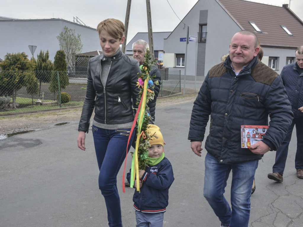 Korowód wielkanocny w Benicach (ZDJĘCIA)